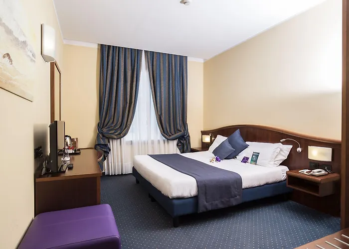 Mercure San Biagio Отель Генуя