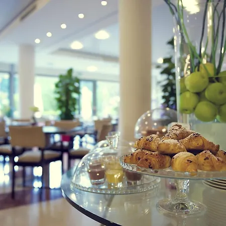 Mercure San Biagio فندق جنوة