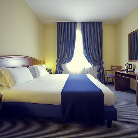 Mercure San Biagio فندق