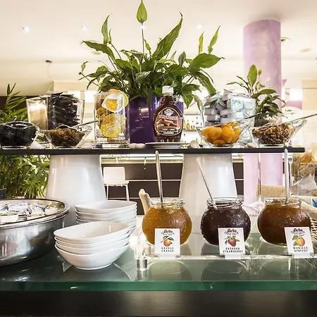 Mercure San Biagio מלון