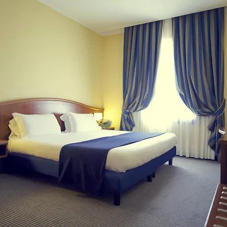 Mercure San Biagio 4* Genua
